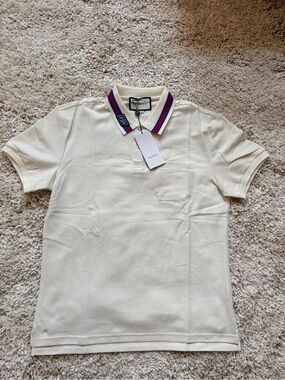 Gucci Men’s Cream Polo with Blue and Red Striped Collar